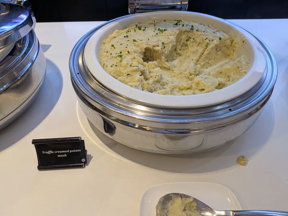 トリュフ風味のクリームマッシュポテト（Truffle creamed potato mash）