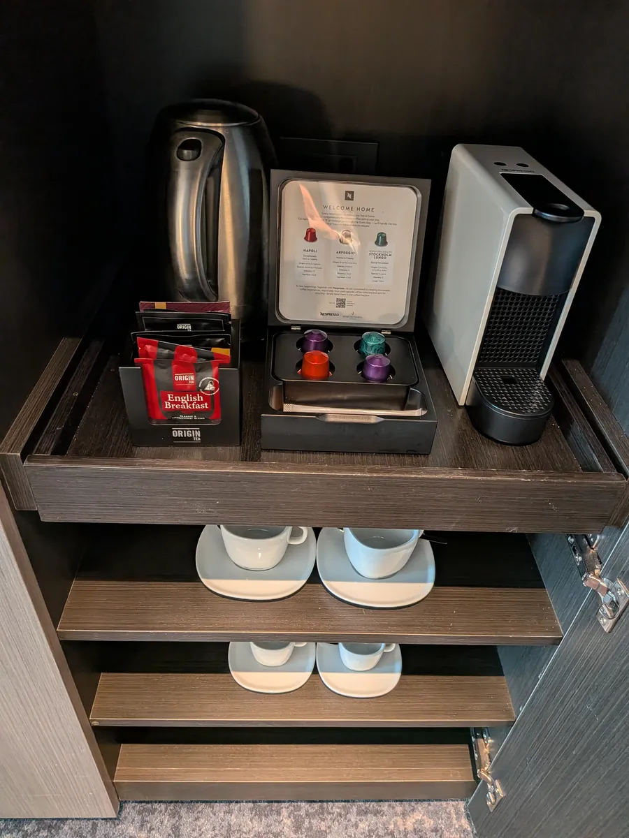 ネスプレッソのコーヒーマシンと電気ケトルのセットアップ