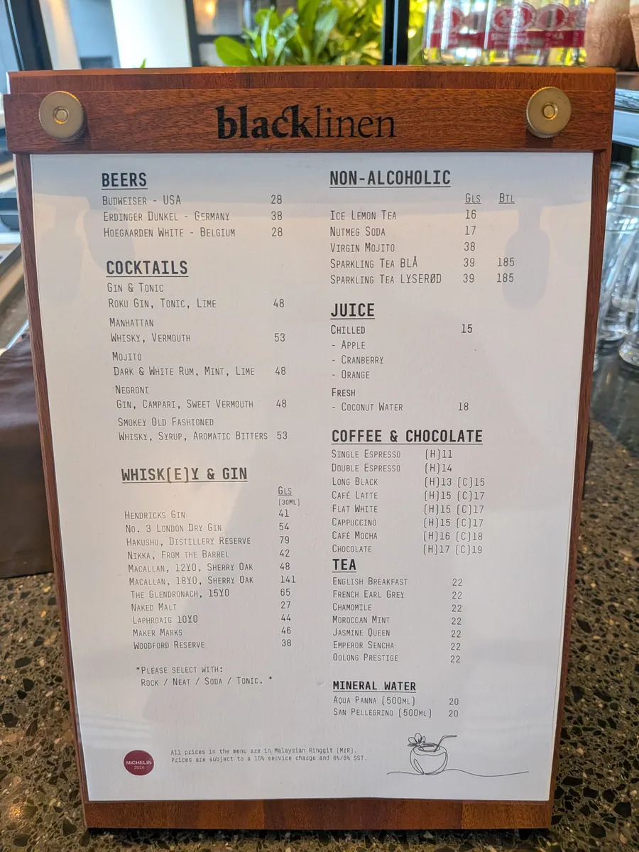Blacklinenのドリンクメニューボード