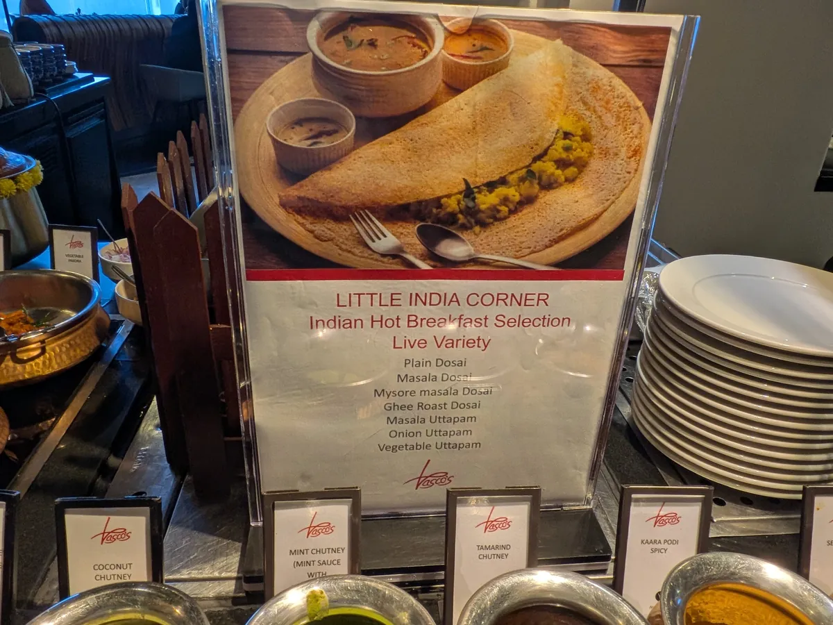 LITTLE INDIA CORNERの看板。ドーサをその場で焼く実演コーナーの案内