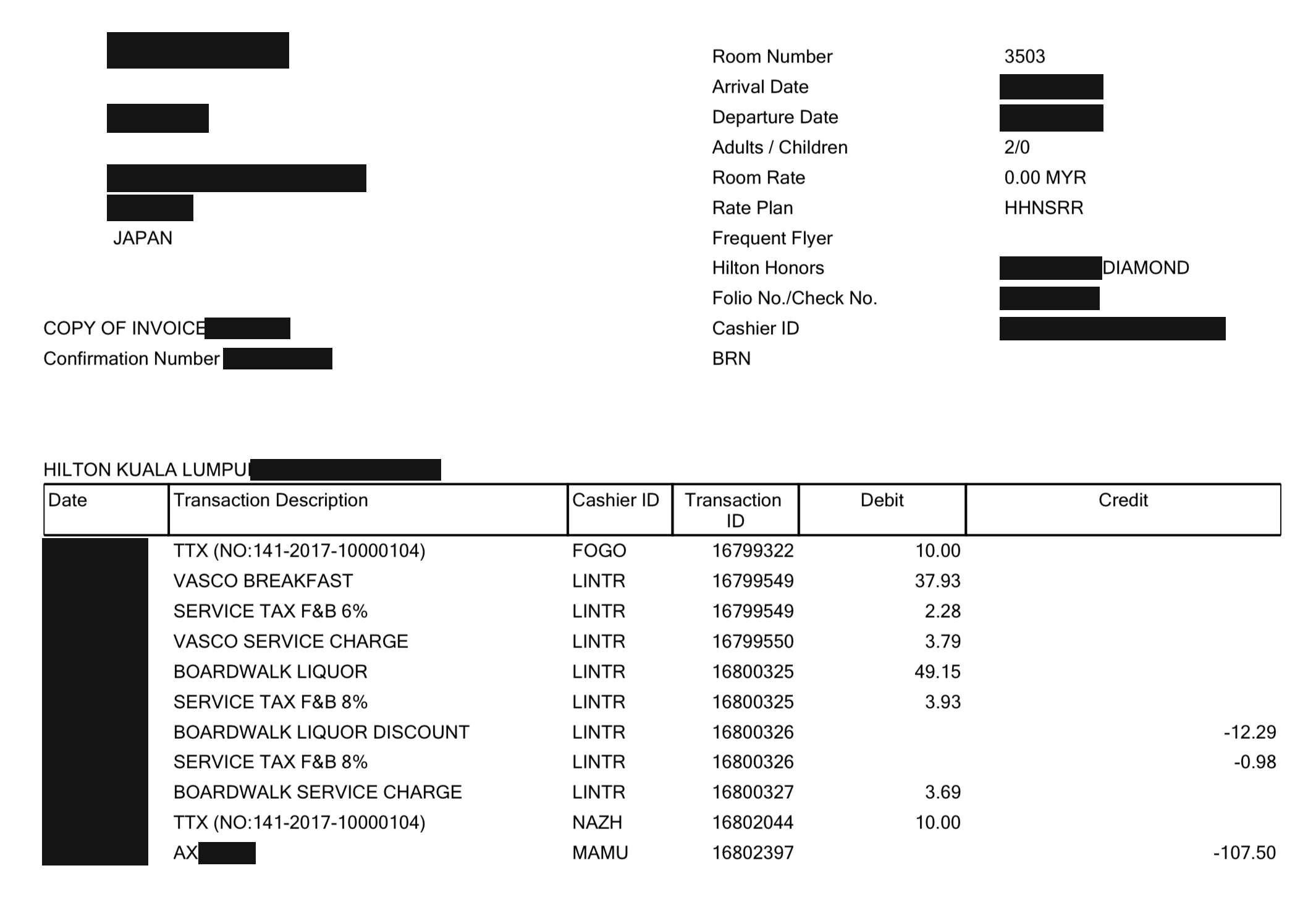 ヒルトン・クアラルンプールのチェックアウト明細。Room Rate 0.00 MYRのポイント宿泊、Adults/Childrenは2/0、VASCO BREAKFAST 37.93 MYRとサービス税・サービスチャージ、精算合計107.50 MYR（氏名・住所・会員番号・日付・カード番号は黒塗り）