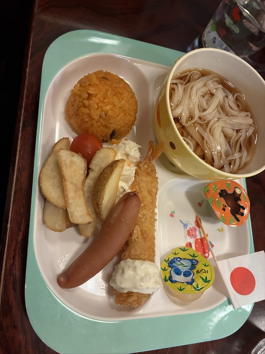 メイのお子様メニュー 稲庭うどん＋エビフライ